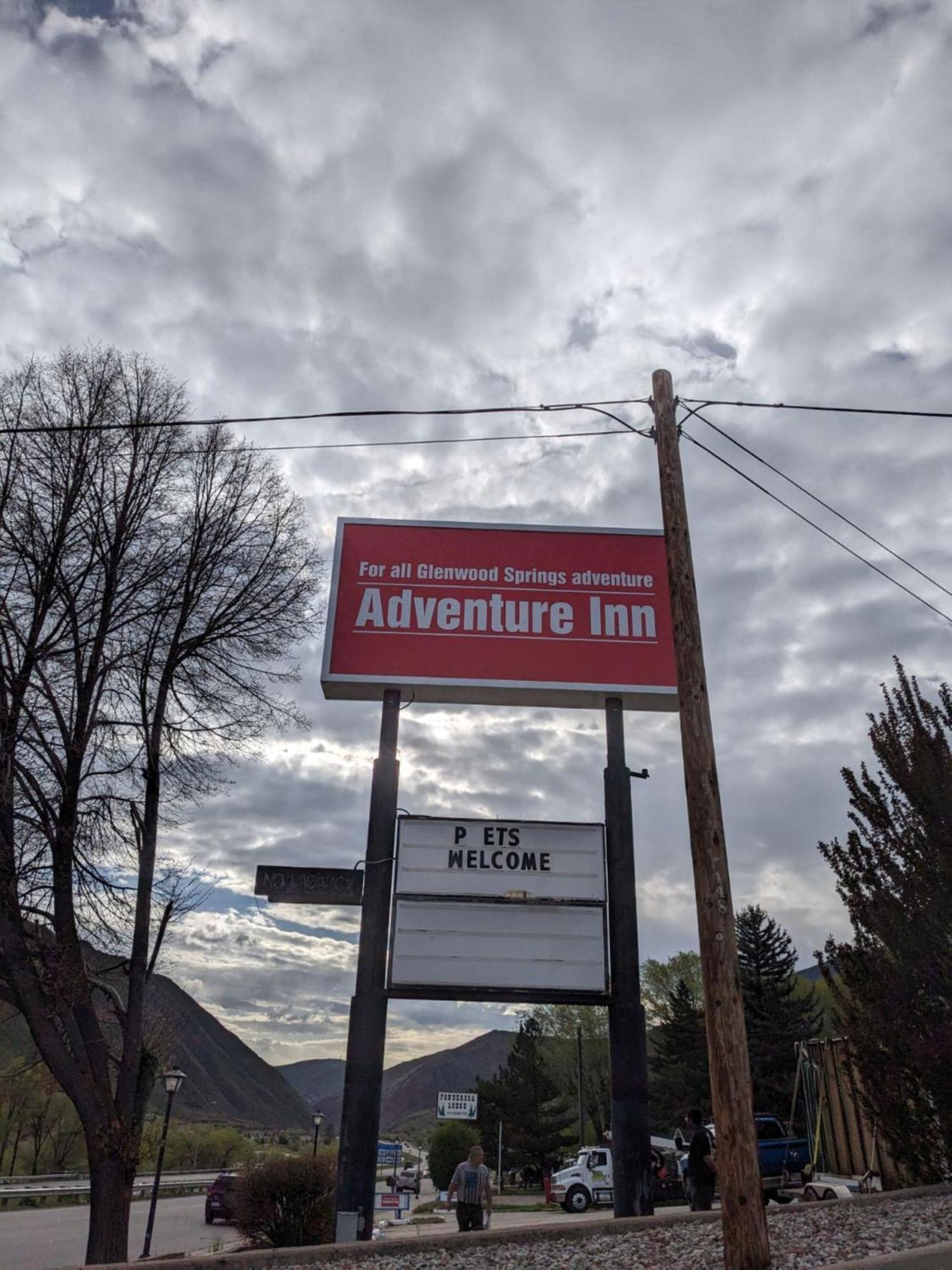 Adventure Inn - Гленвуд Спрингс Экстерьер фото